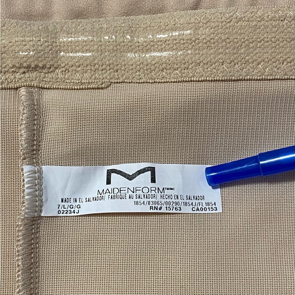 Maidenform High Waisted Tummy Control Brief - Picture 10 of 15